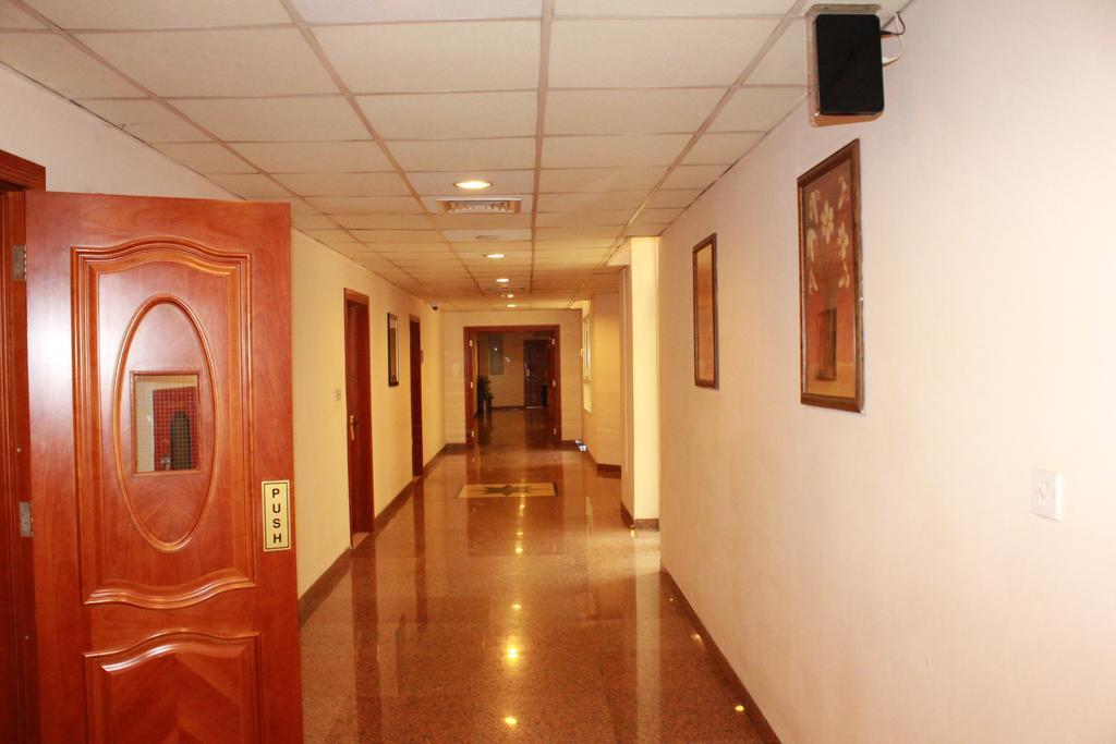 Le Park Hotel Ad Dawhah Esterno foto