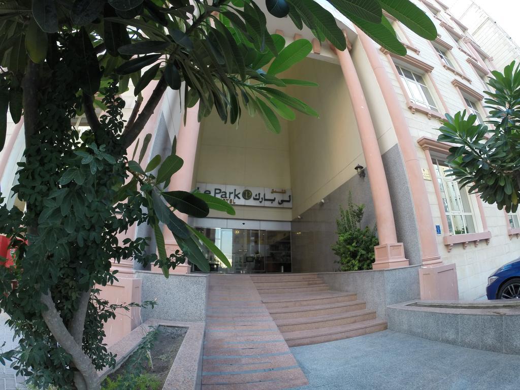 Le Park Hotel Ad Dawhah Esterno foto